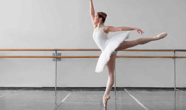 http://madymuzik.com/wp-content/uploads/2019/05/inner_event_dance_03-640x379.jpg